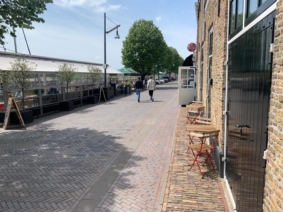 Pakhuis Aan De Haven - Bakboord Zierikzee Exterior photo
